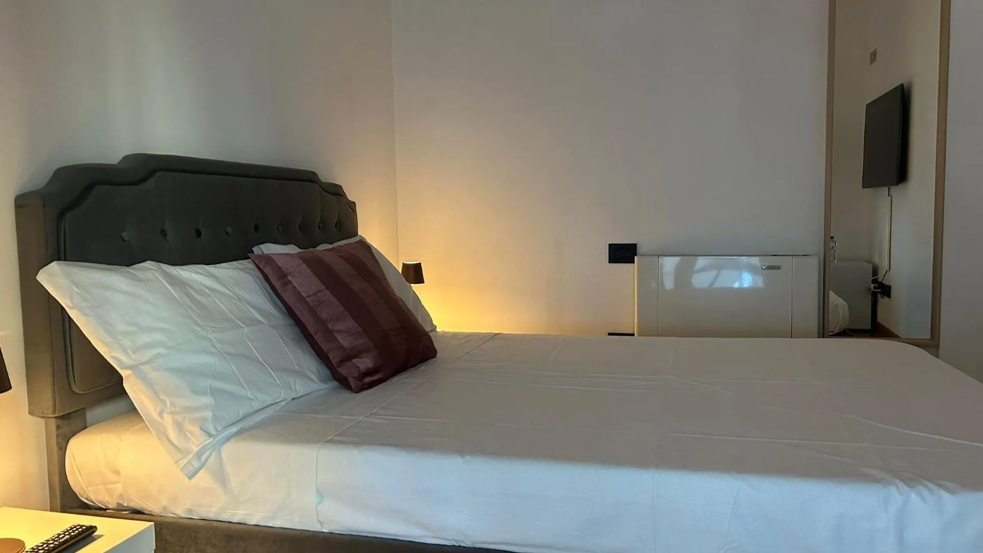 Dina Suite Rome Italy